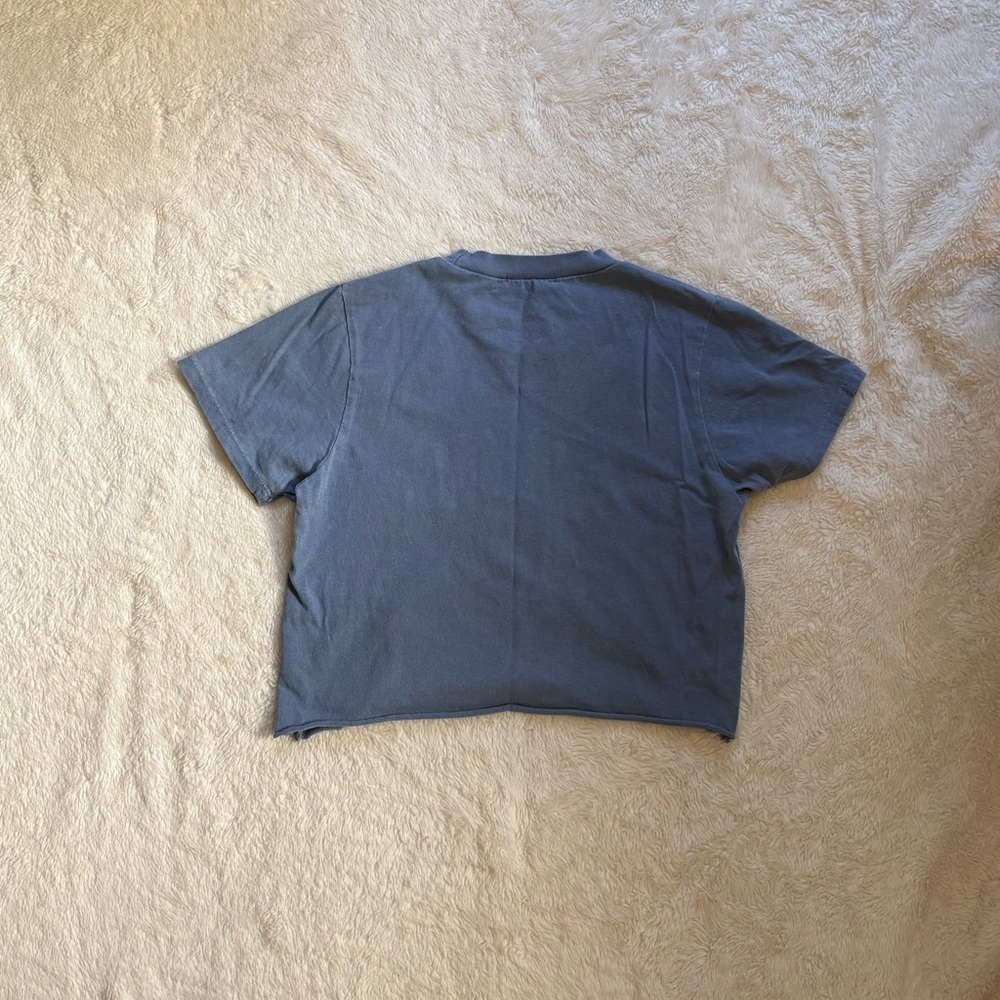 brandy melville Hawaii tee - Picture 4 of 4
